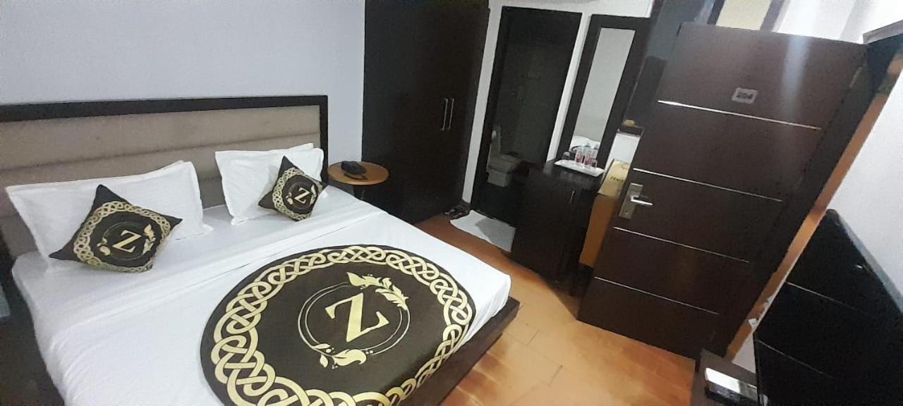 Zenith Mahipalpur - Free Parking Otel Yeni Delhi Dış mekan fotoğraf